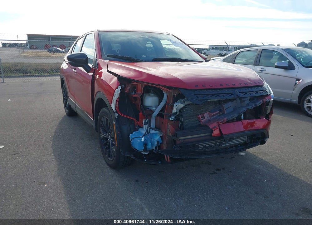 2022 MITSUBISHI ECLIPSE CROSS LE VIN: JA4ATVAA4NZ057525