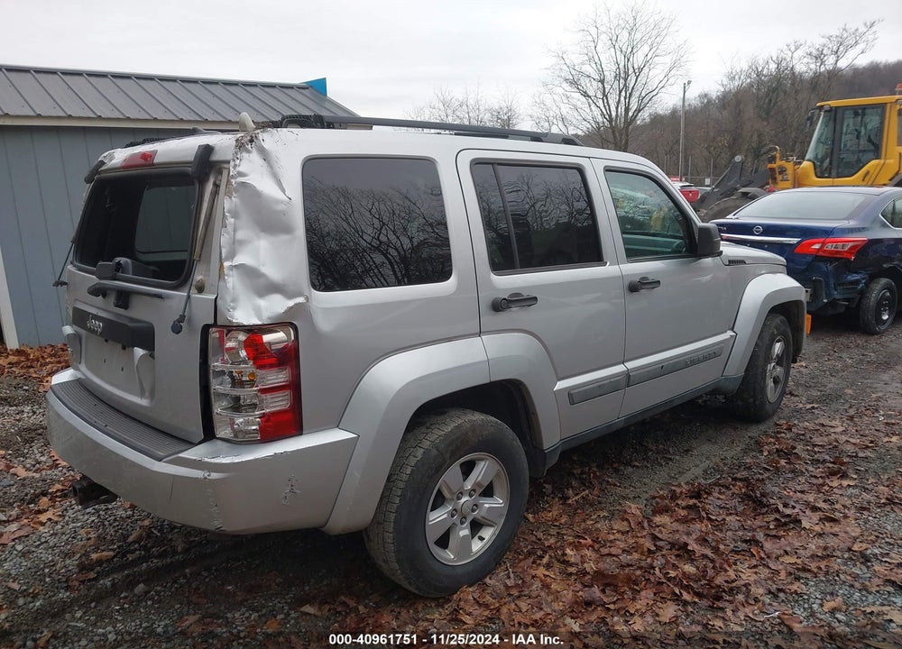 2011 JEEP LIBERTY SPORT VIN: 1J4PN2GK8BW586573