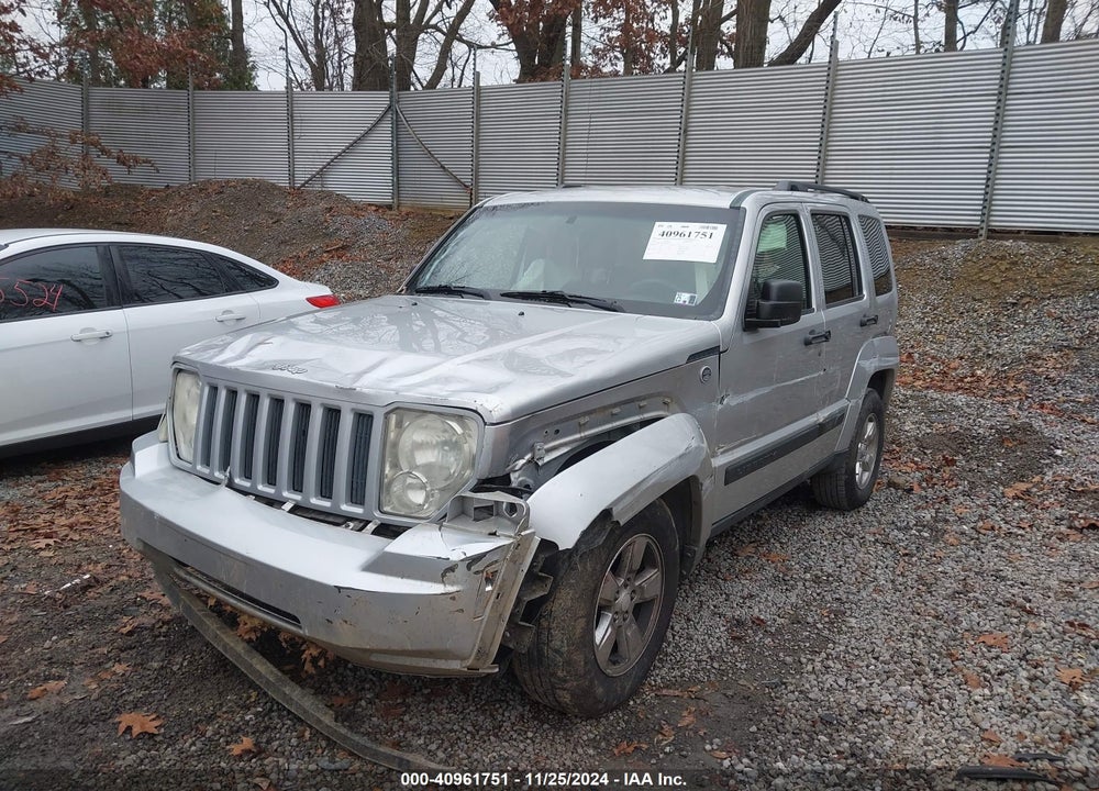 2011 JEEP LIBERTY SPORT VIN: 1J4PN2GK8BW586573