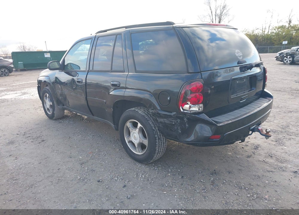 2008 CHEVROLET TRAILBLAZER LT VIN: 1GNDT13S682245825