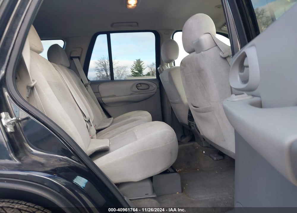 2008 CHEVROLET TRAILBLAZER LT VIN: 1GNDT13S682245825