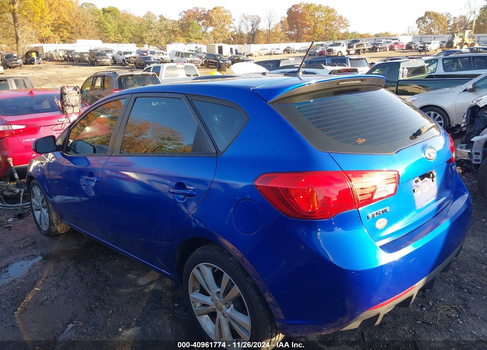 2011 KIA FORTE SX VIN: KNAFW5A32B5415189