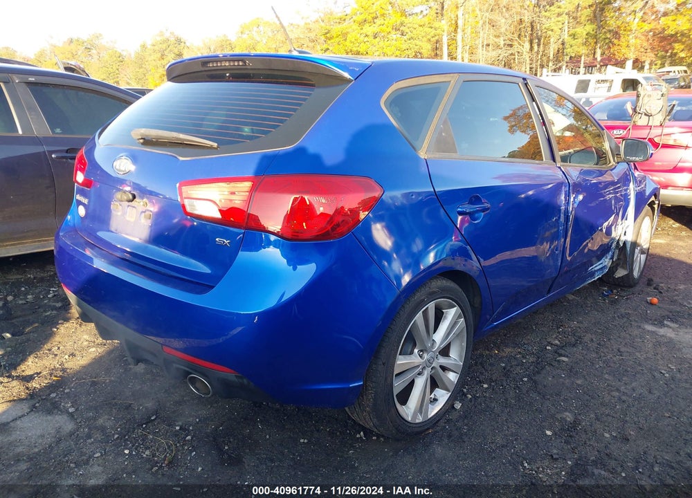 2011 KIA FORTE SX VIN: KNAFW5A32B5415189
