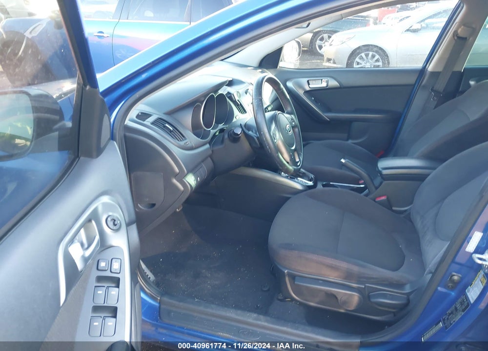 2011 KIA FORTE SX VIN: KNAFW5A32B5415189