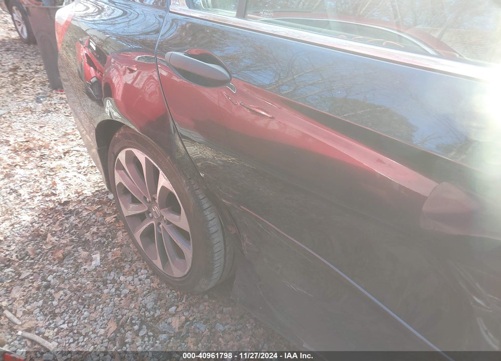 2015 HONDA ACCORD SPORT VIN: 1HGCR2F51FA185004