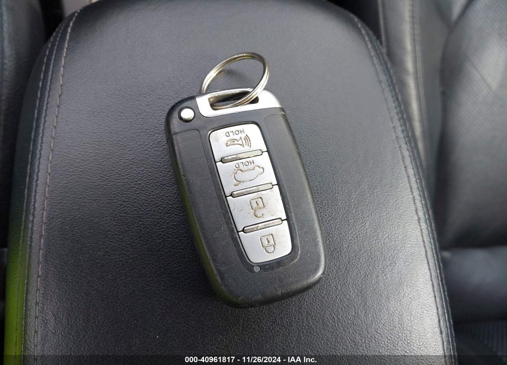 2013 HYUNDAI TUCSON LIMITED VIN: KM8JU3AC1DU744459