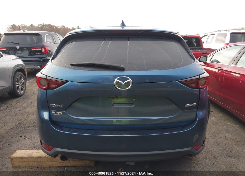 2018 MAZDA CX-5 SPORT VIN: JM3KFABM7J1400184