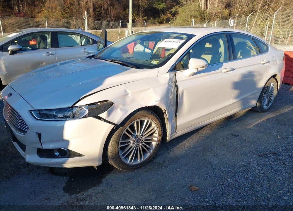 2015 FORD FUSION SE VIN: 3FA6P0T98FR140909