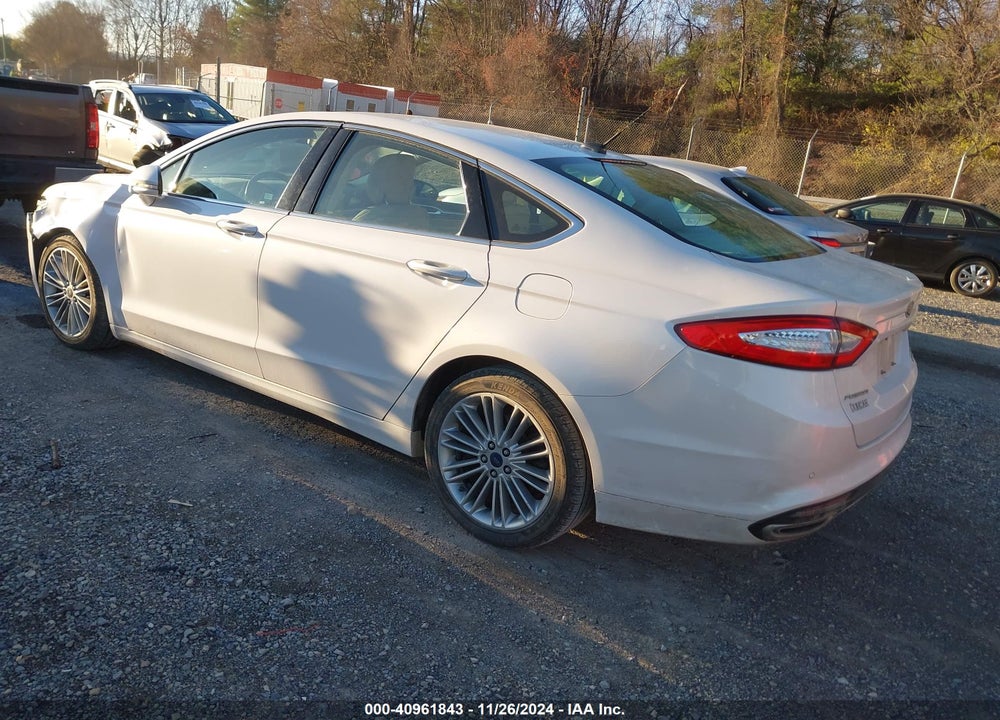 2015 FORD FUSION SE VIN: 3FA6P0T98FR140909