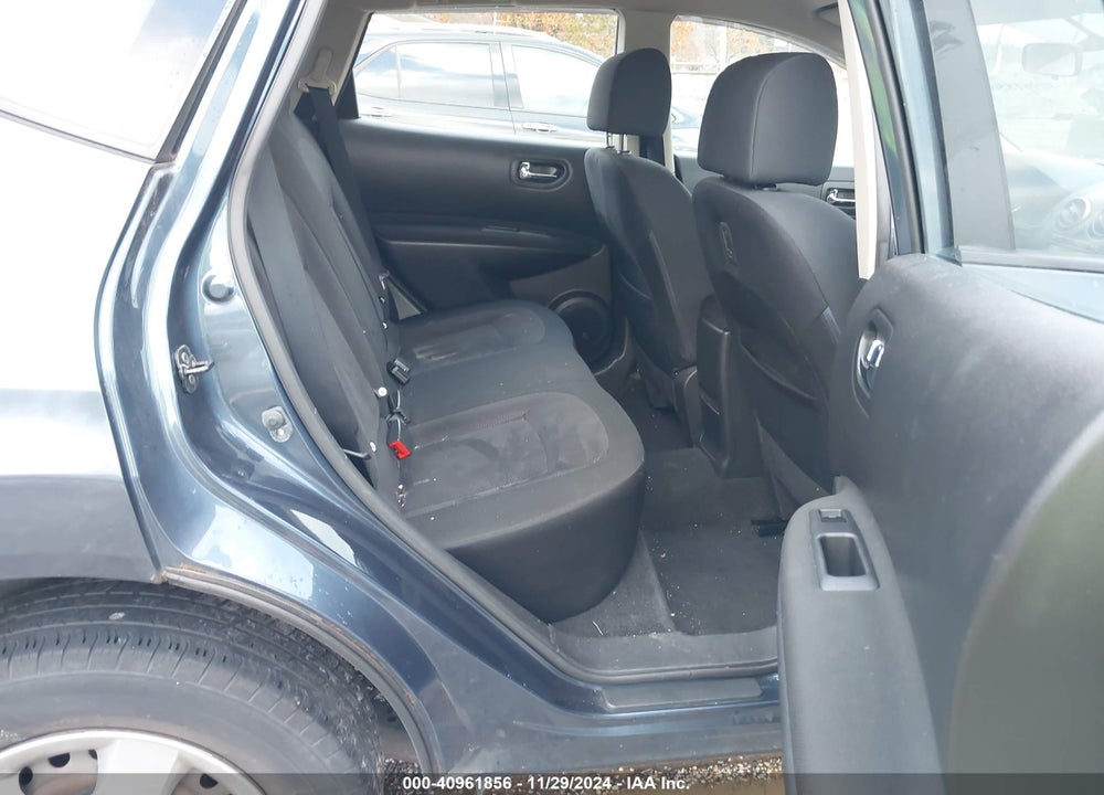 2013 NISSAN ROGUE S VIN: JN8AS5MV3DW652409