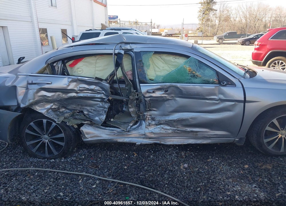 2014 CHRYSLER 200 TOURING VIN: 1C3CCBBG7EN117552