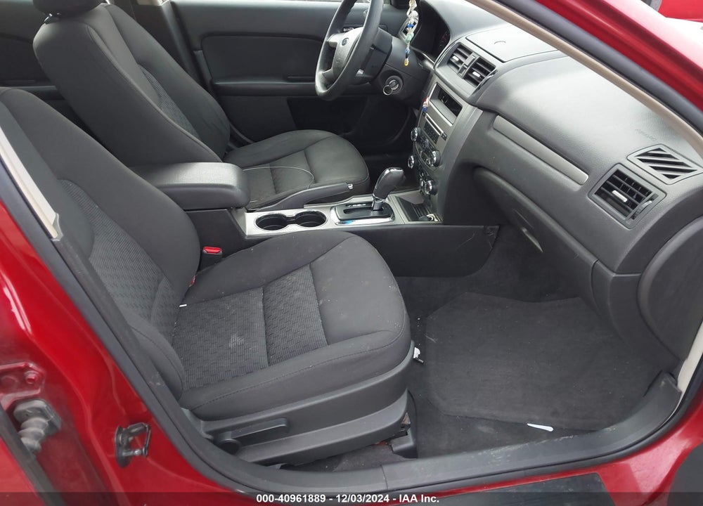 2010 FORD FUSION SE VIN: 3FAHP0HA6AR104933