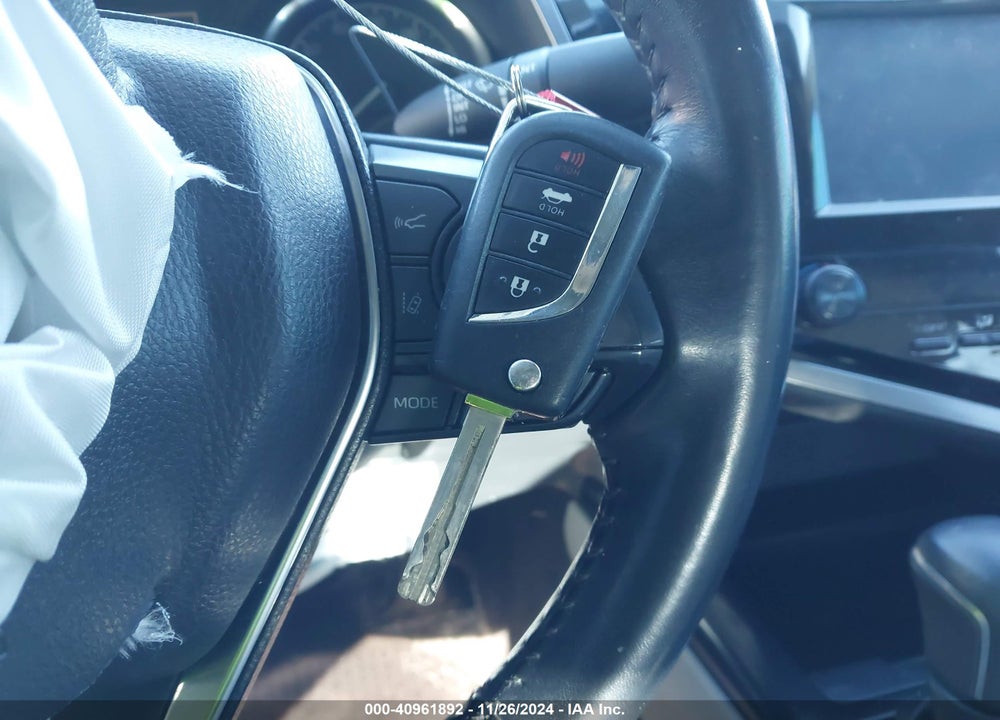 2019 TOYOTA CAMRY SE VIN: 4T1B11HKXKU759912