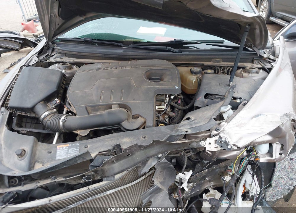 2011 CHEVROLET MALIBU VIN: 1G1ZC5EU4BF390584