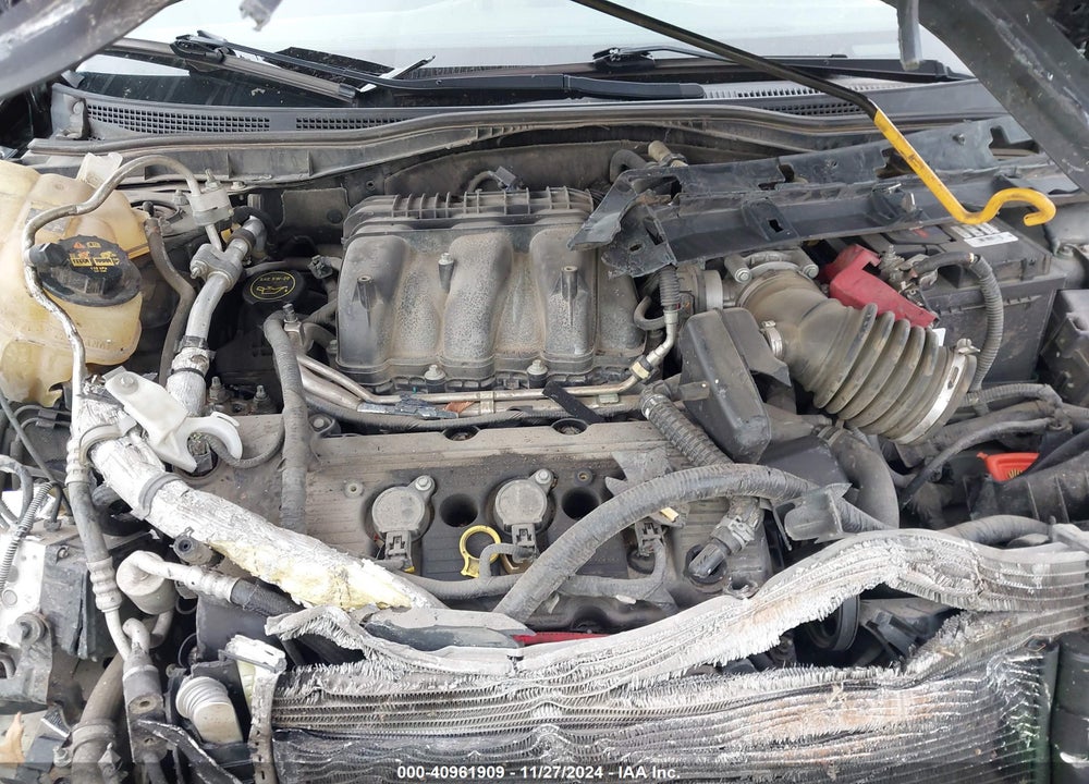 2010 FORD FUSION SE VIN: 3FAHP0HG3AR138011