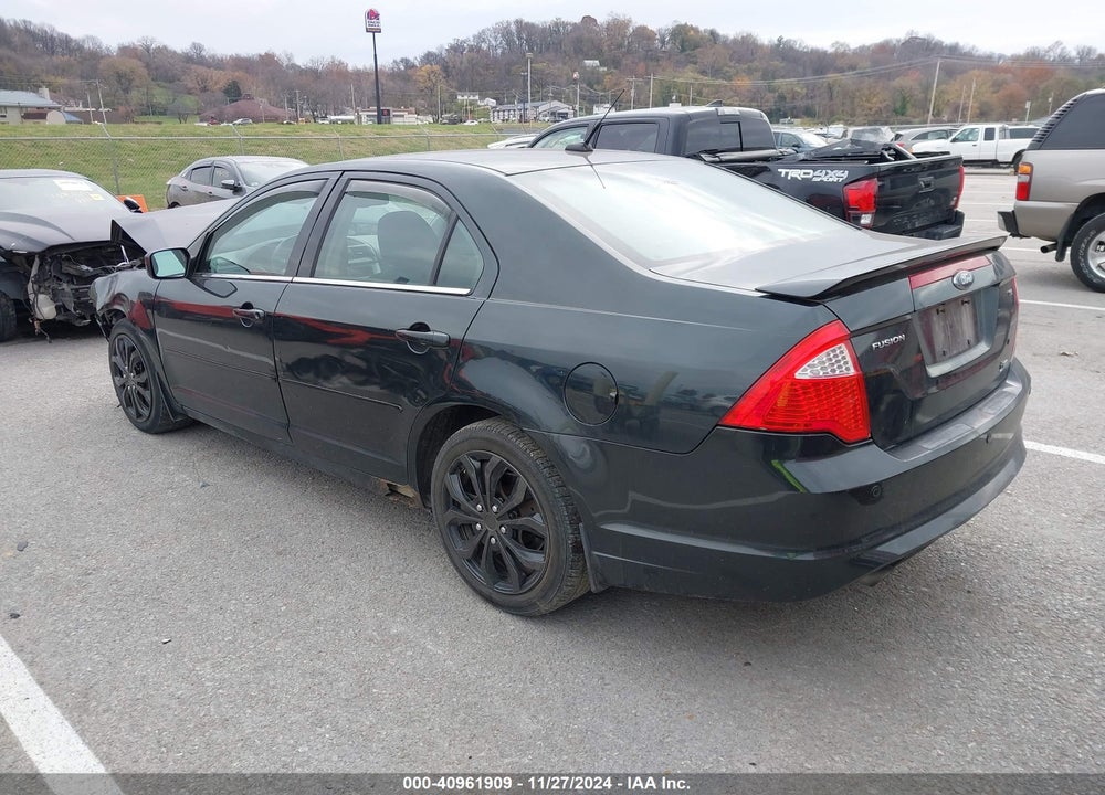 2010 FORD FUSION SE VIN: 3FAHP0HG3AR138011