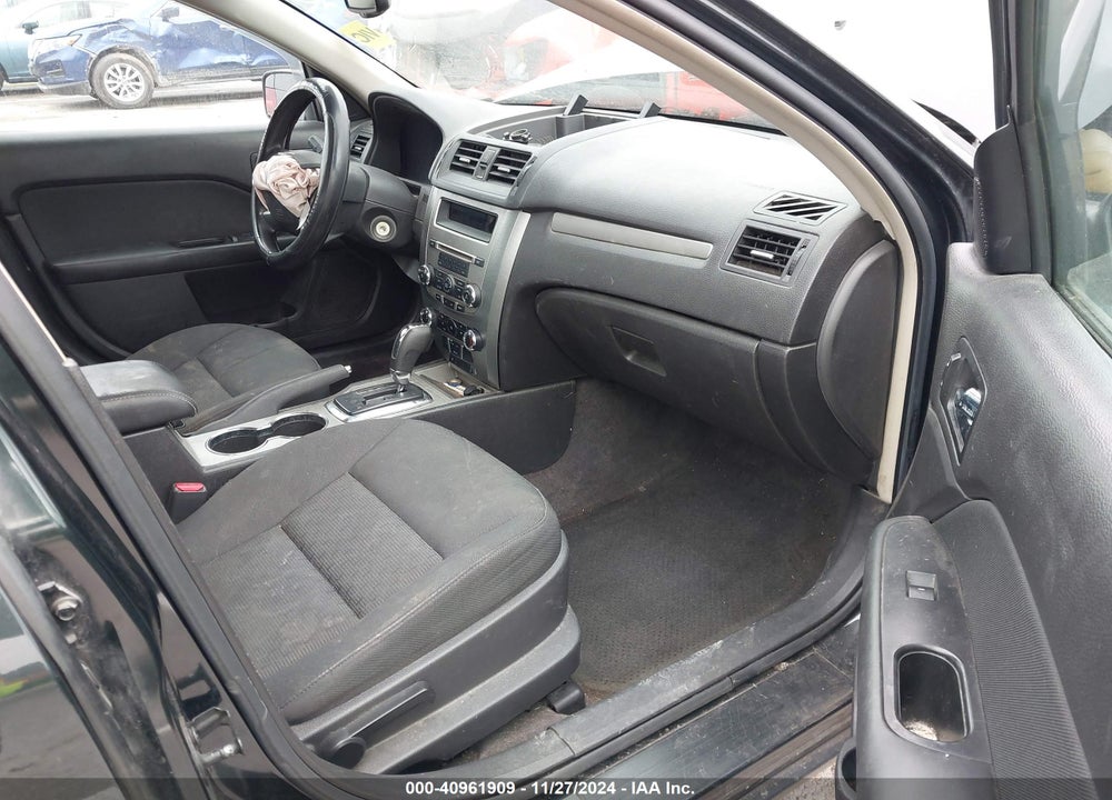 2010 FORD FUSION SE VIN: 3FAHP0HG3AR138011
