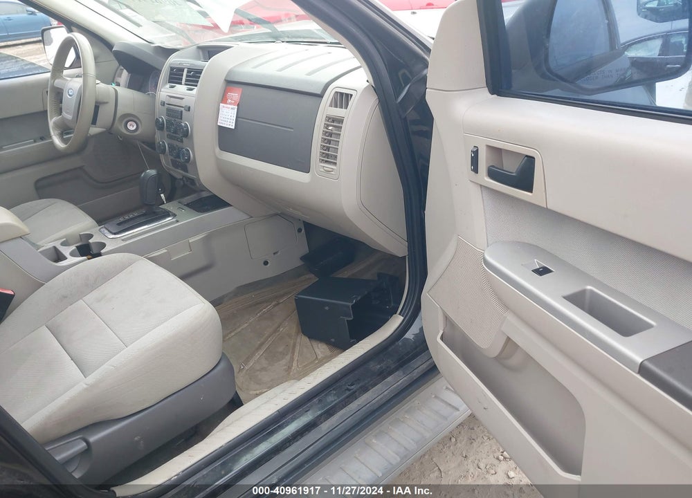 2010 FORD ESCAPE XLT VIN: 1FMCU9DG9AKD38883
