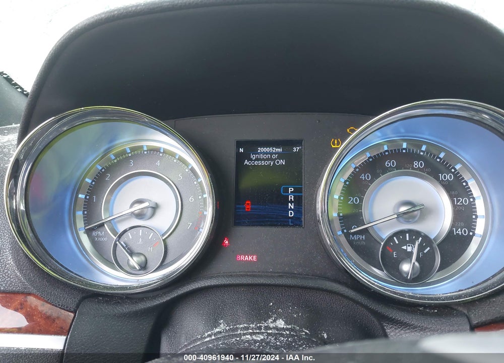 2014 CHRYSLER 300 VIN: 2C3CCARG9EH183884