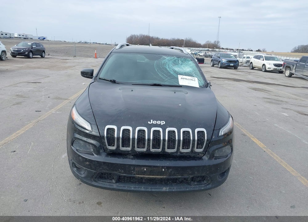 2014 JEEP CHEROKEE LATITUDE VIN: 1C4PJMCB8EW230597