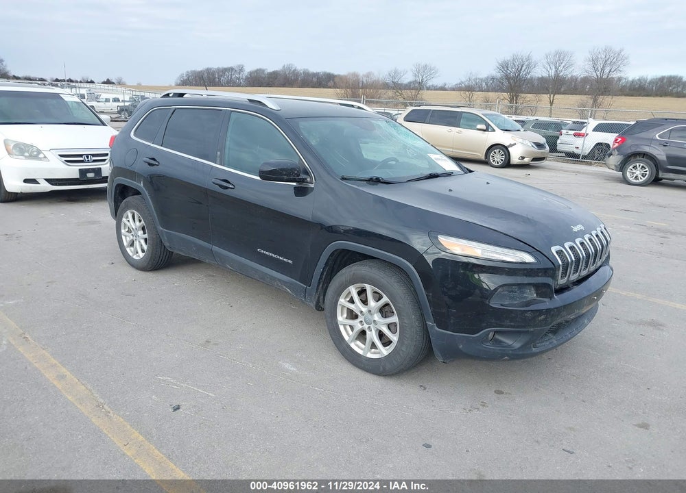 2014 JEEP CHEROKEE LATITUDE VIN: 1C4PJMCB8EW230597
