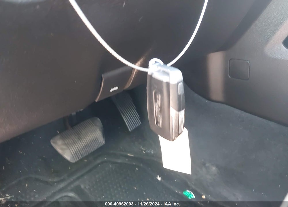 2019 RAM 1500 VIN: 1C6RREHT0KN827499