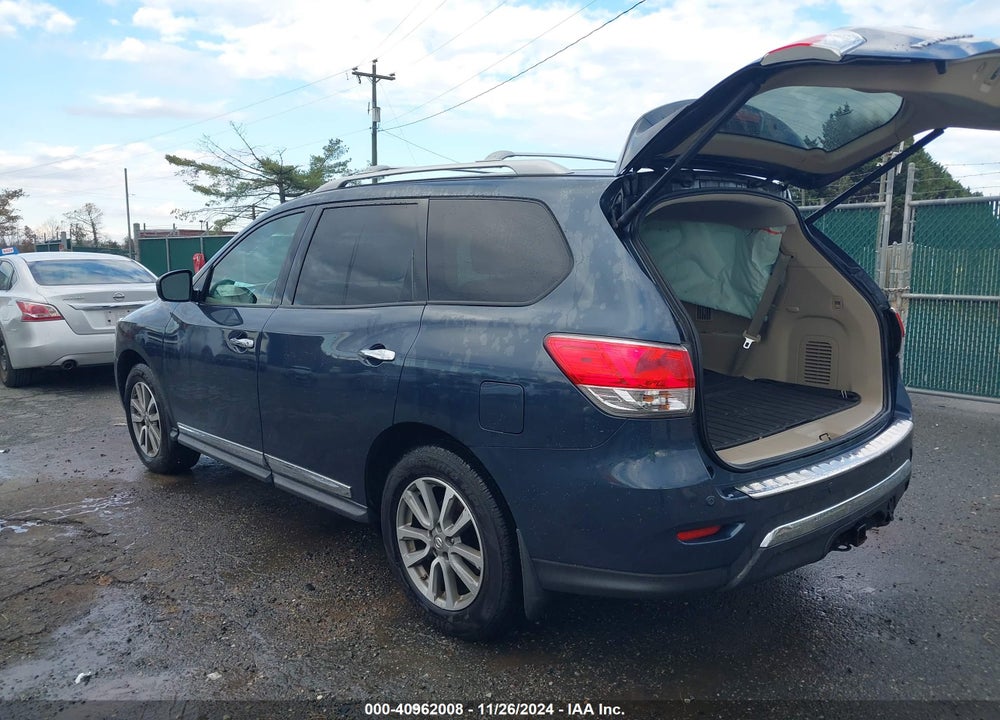 2016 NISSAN PATHFINDER SL VIN: 5N1AR2MM4GC633480