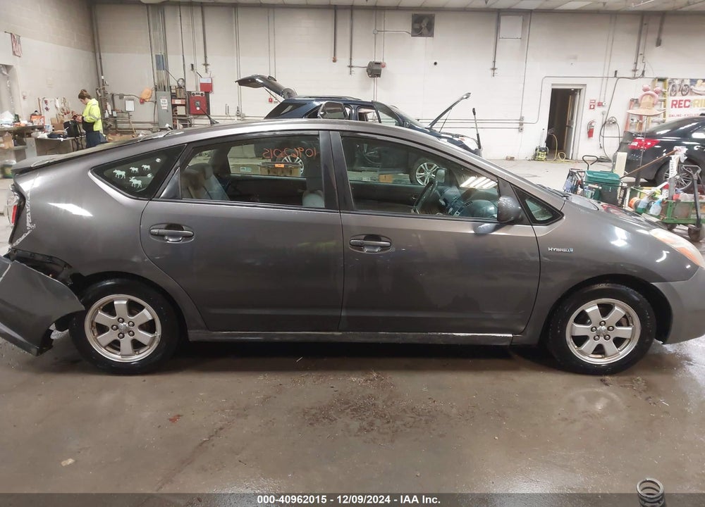 2009 TOYOTA PRIUS VIN: JTDKB20U793524193