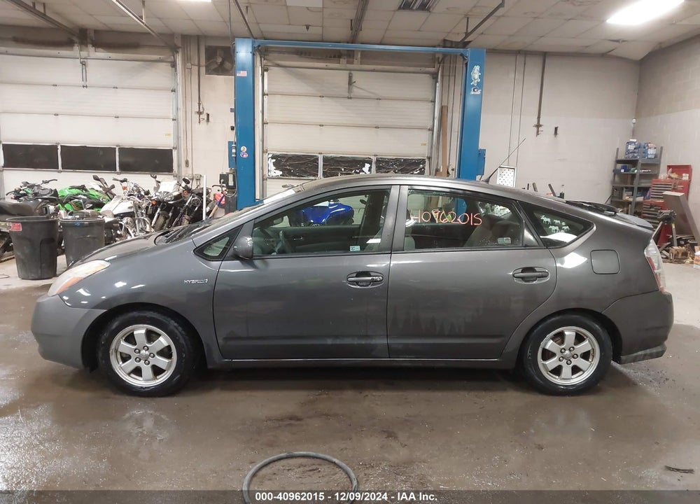2009 TOYOTA PRIUS VIN: JTDKB20U793524193