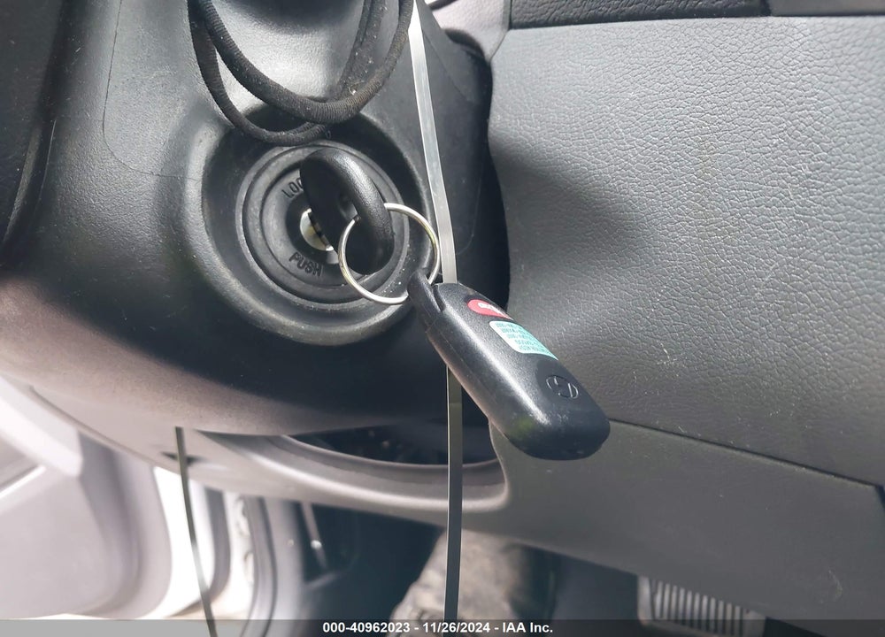 2014 HYUNDAI ELANTRA SE VIN: 5NPDH4AE1EH528510