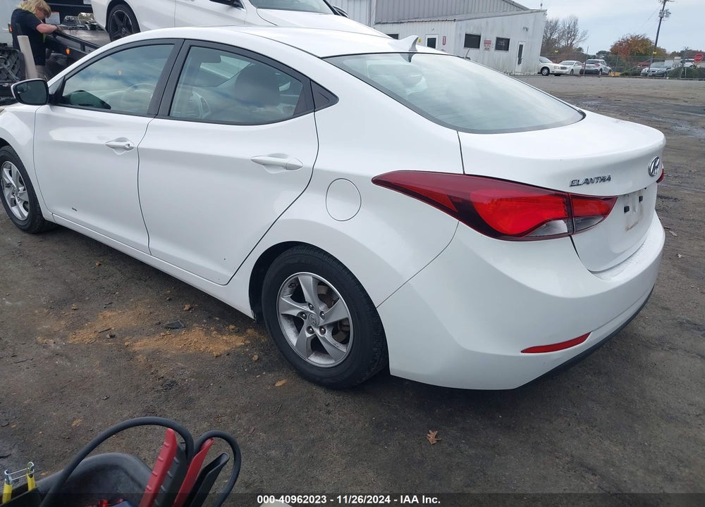 2014 HYUNDAI ELANTRA SE VIN: 5NPDH4AE1EH528510