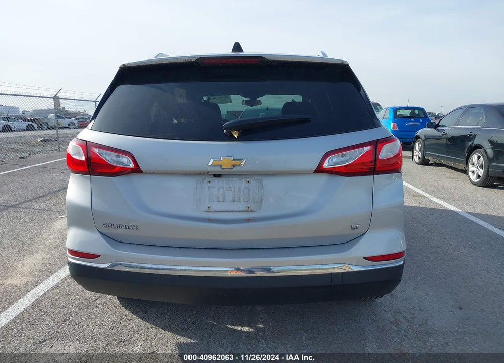 2018 CHEVROLET EQUINOX LT VIN: 2GNAXJEV9J6257653