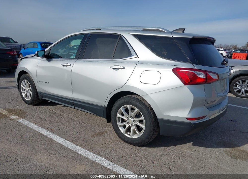 2018 CHEVROLET EQUINOX LT VIN: 2GNAXJEV9J6257653
