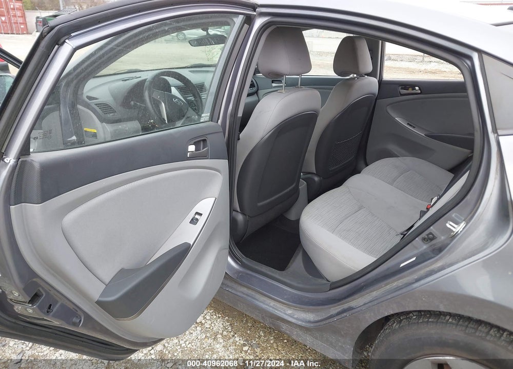2016 HYUNDAI ACCENT SE VIN: KMHCT4AE0GU029096