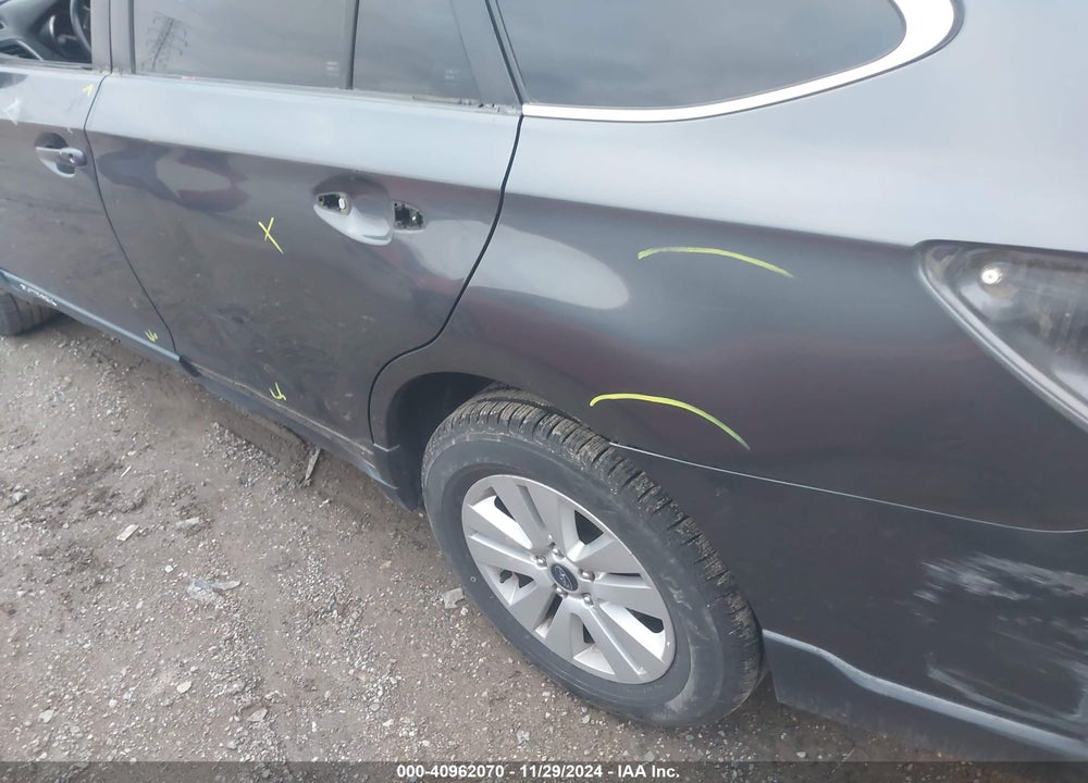 2018 SUBARU OUTBACK 2.5I PREMIUM VIN: 4S4BSAFC6J3218532