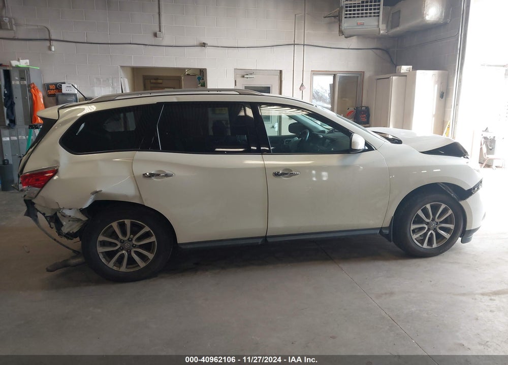 2013 NISSAN PATHFINDER SV VIN: 5N1AR2MM8DC630674