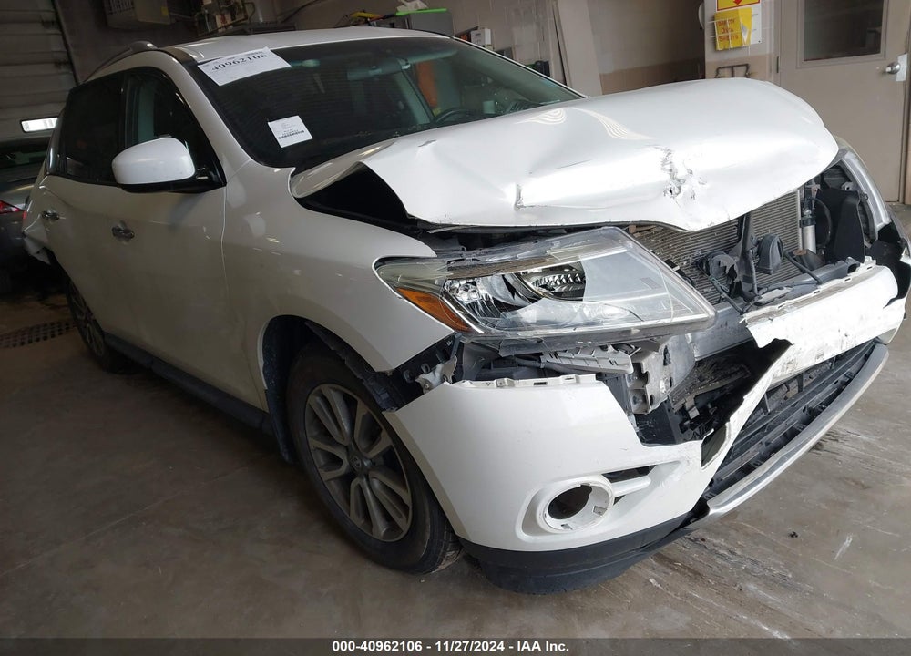 2013 NISSAN PATHFINDER SV VIN: 5N1AR2MM8DC630674
