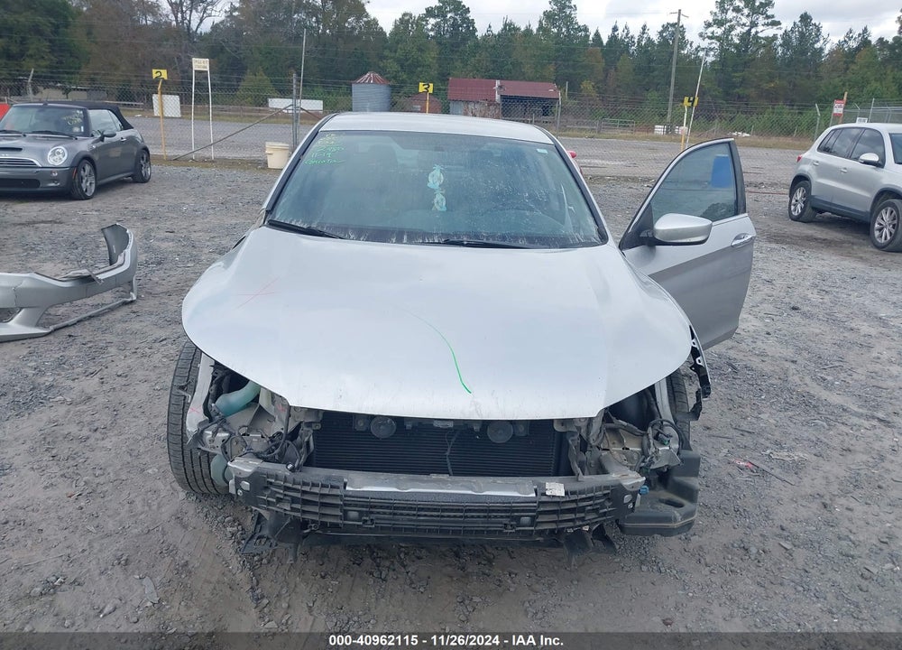 2015 HONDA ACCORD LX VIN: 1HGCR2F32FA067395