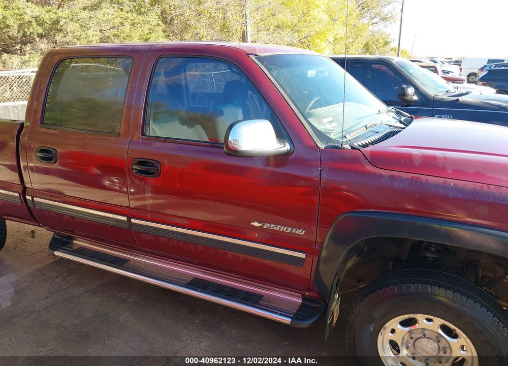 2002 CHEVROLET SILVERADO 2500HD LS VIN: 1GCHK23U82F247208
