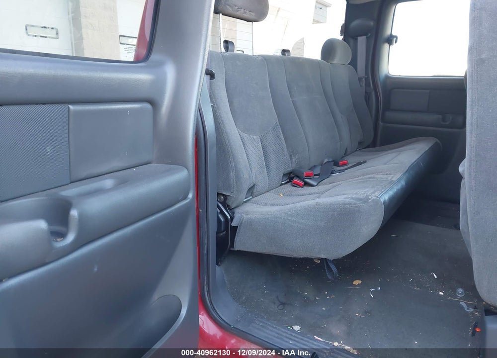 2005 CHEVROLET SILVERADO 1500 LS VIN: 1GCEK19B35E107967