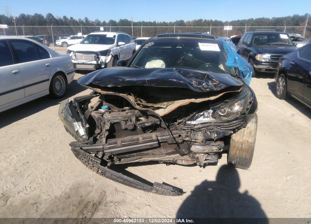 2013 HONDA ACCORD EX-L V-6 VIN: 1HGCR3F81DA020759
