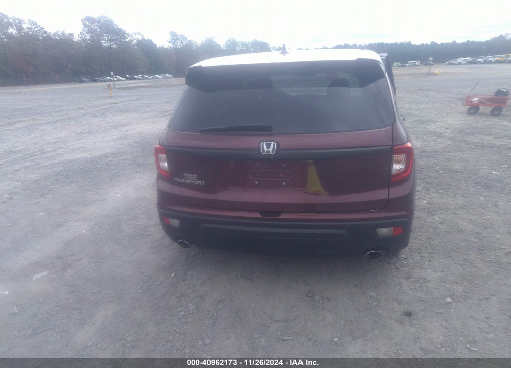 2021 HONDA PASSPORT VIN: 5FNYF7H54MB008295