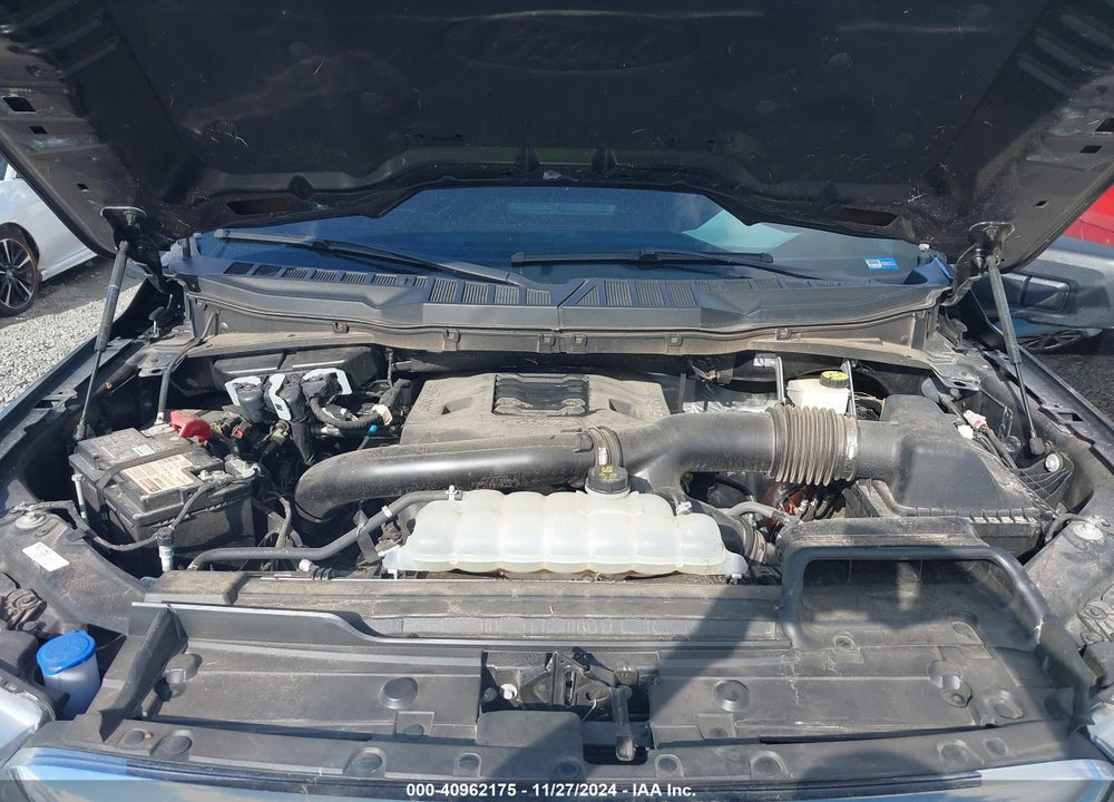 2023 FORD F-150 XLT VIN: 1FTFW1E88PFB25252