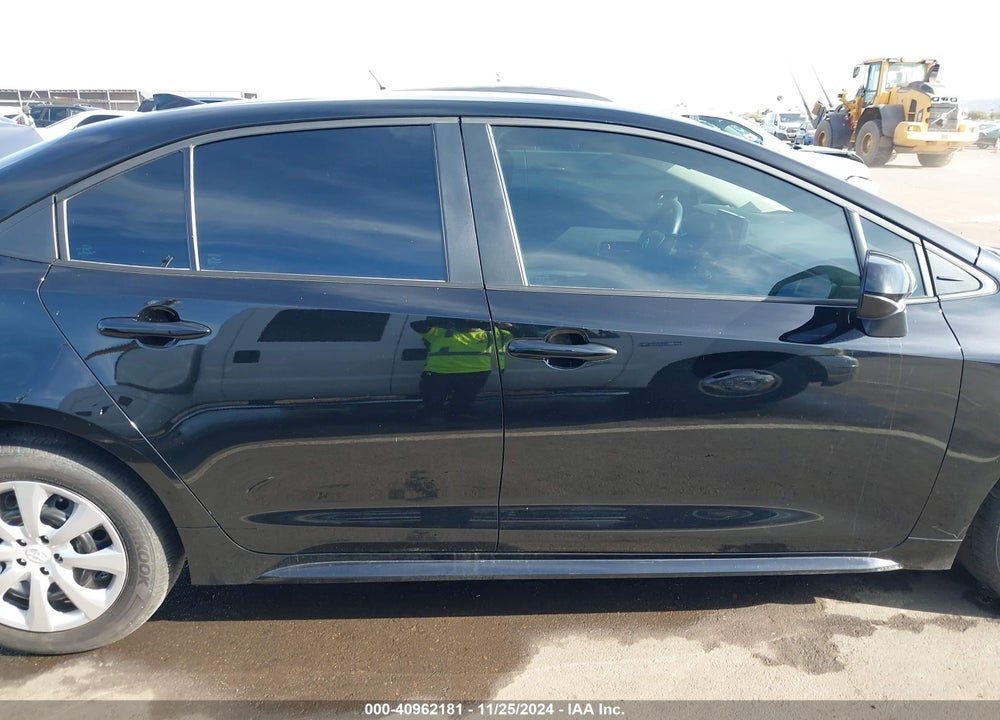 2024 TOYOTA COROLLA LE VIN: 5YFB4MDE1RP176813