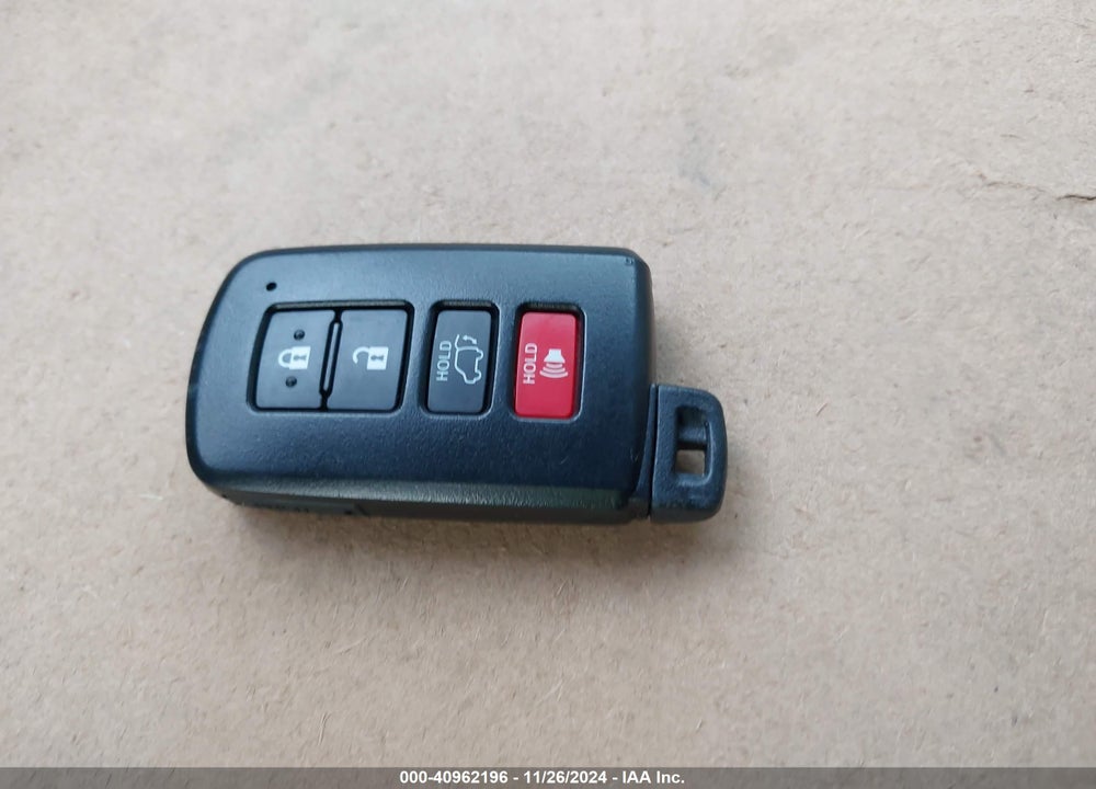 2018 TOYOTA RAV4 HYBRID LIMITED VIN: JTMDJREVXJD204497
