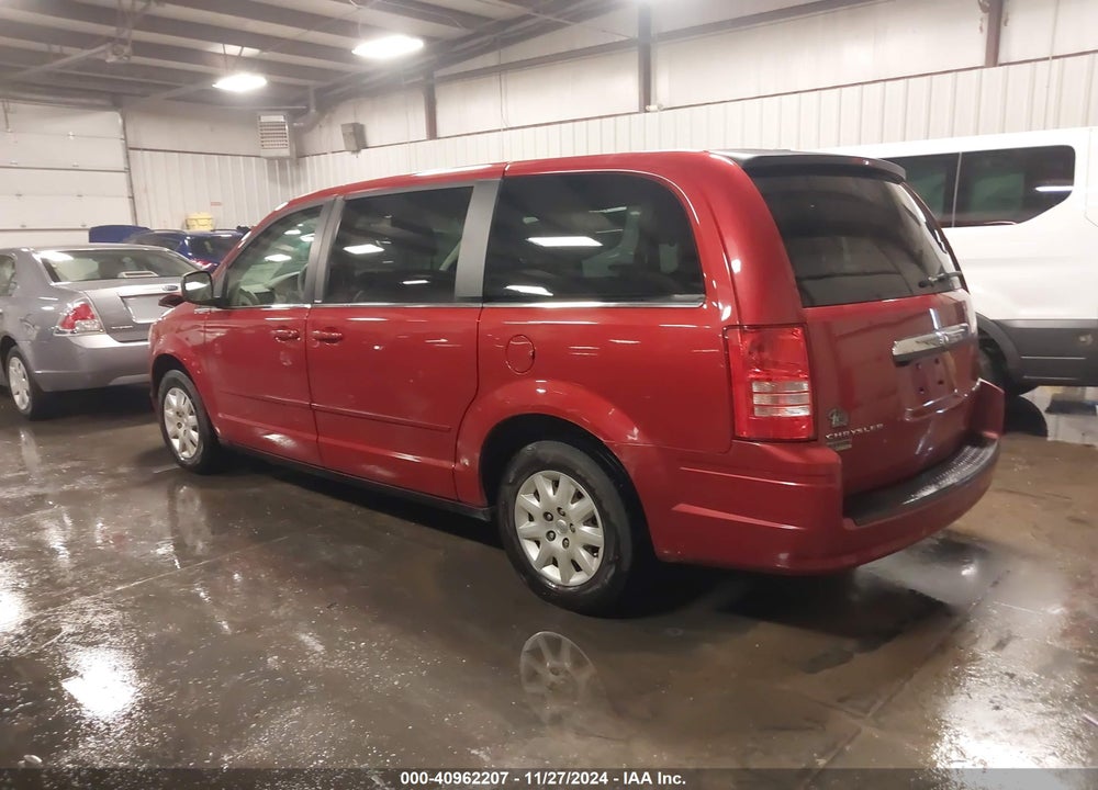 2010 CHRYSLER TOWN & COUNTRY LX VIN: 2A4RR4DE7AR137710
