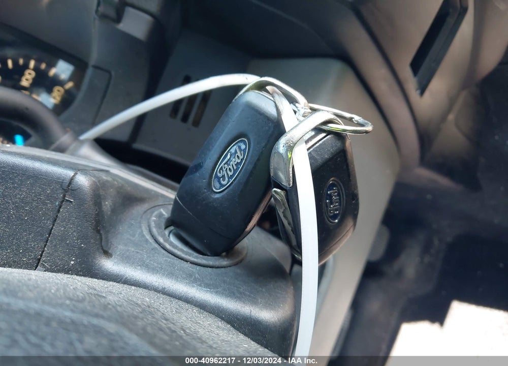 2015 FORD F-150 XL VIN: 1FTEX1C86FKE82270