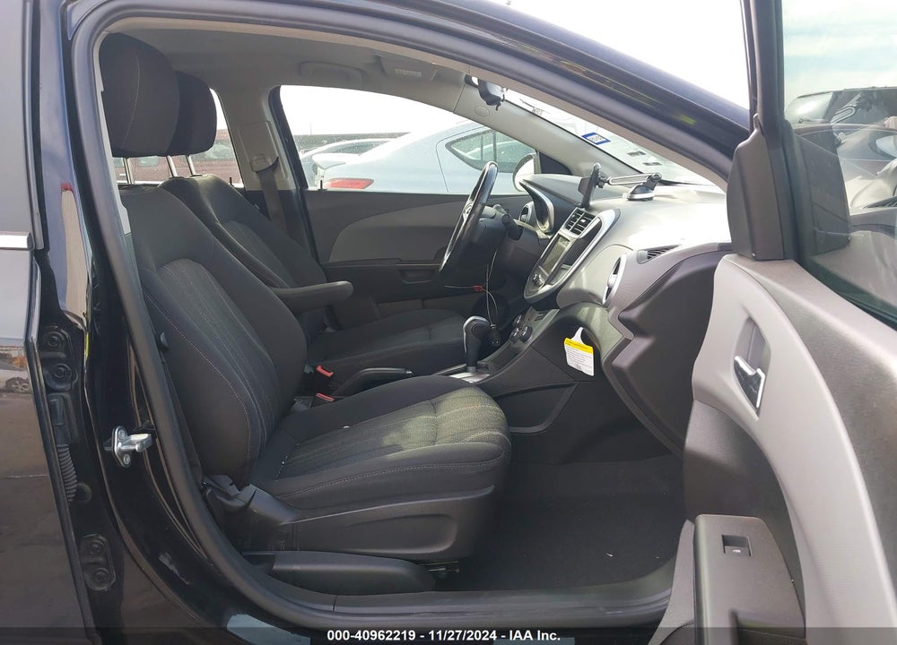 2018 CHEVROLET SONIC VIN: 1G1JD5SH3J4104509
