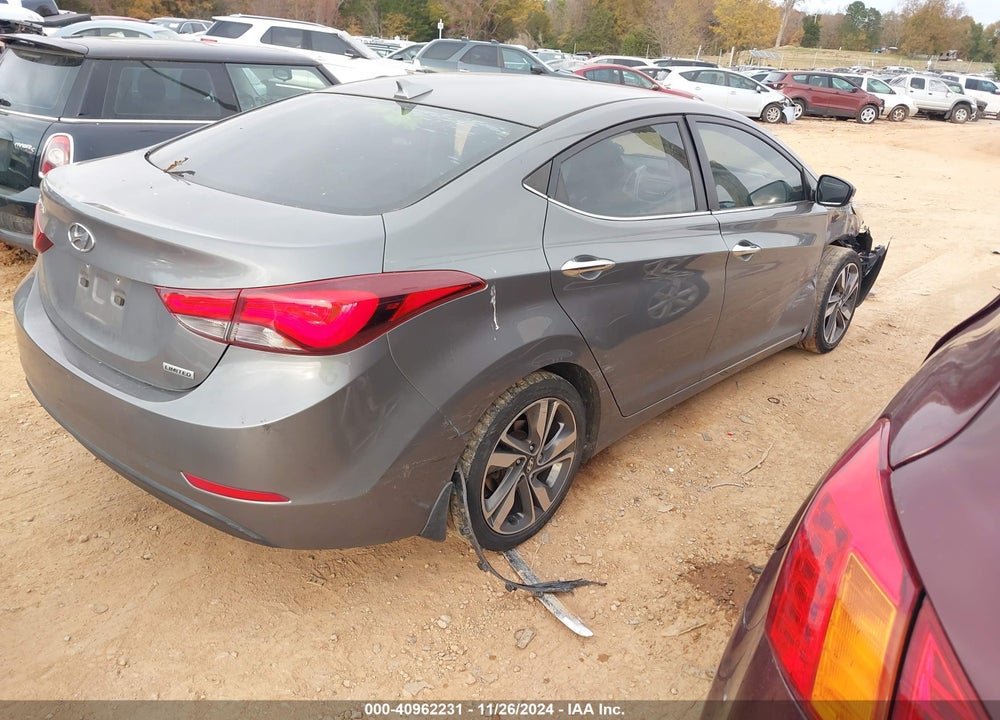 2014 HYUNDAI ELANTRA VIN: 5NPDH4AE2EH456555