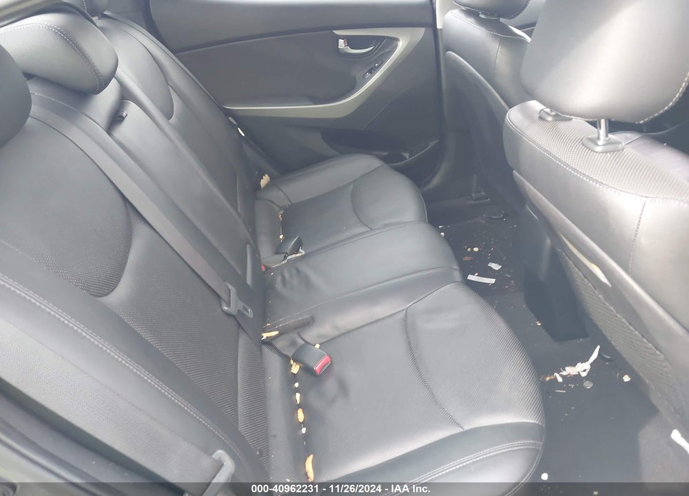 2014 HYUNDAI ELANTRA VIN: 5NPDH4AE2EH456555